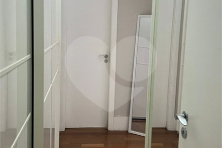 Apartamento à venda com 3 suítes em Água Branca, São Paulo, SP