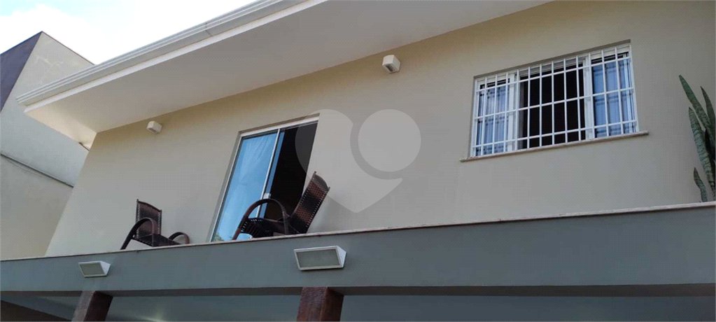 Casa à venda com 3 quartos, sendo 1 suíte, em Santa Cândida, Vinhedo, SP