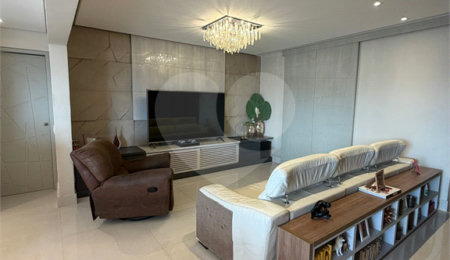 Apartamento à venda com 4 quartos, sendo 2 suítes,  em Vila Maria Alta, São Paulo, SP