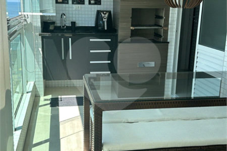 Apartamento à venda com 3 quartos, sendo 1 suíte, em Canto do Forte, Praia Grande, SP