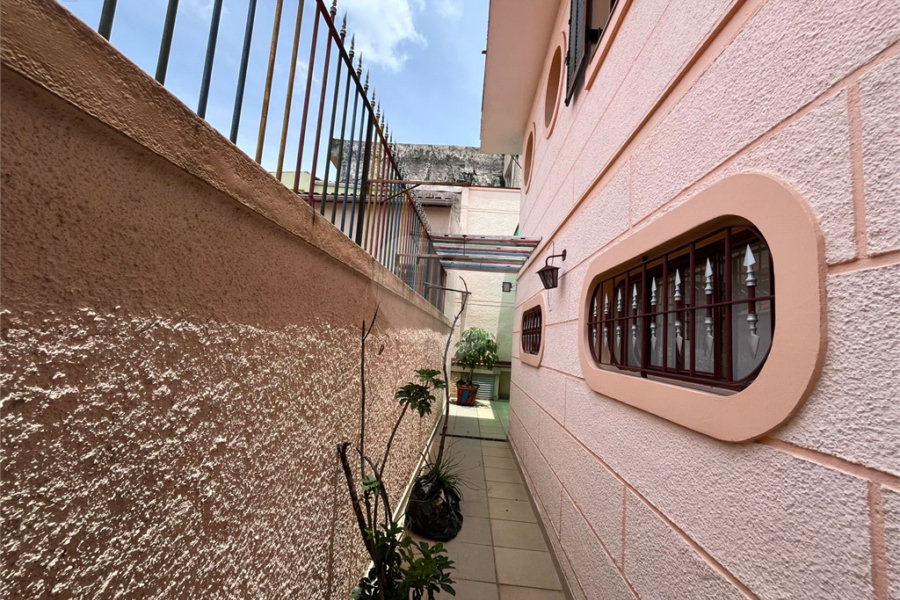 Sobrado à venda com 4 quartos, sendo 2 suítes, em Tremembé, São Paulo, SP