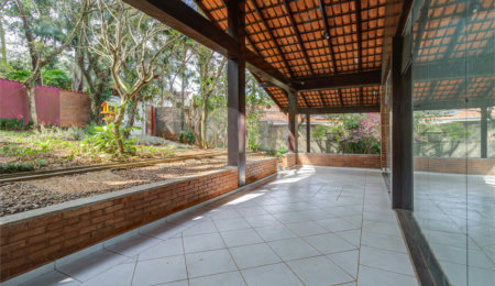 Casa Térrea à venda ou para alugar com 5 quartos, sendo 1 suíte,  em Jardim Marajoara, São Paulo, SP