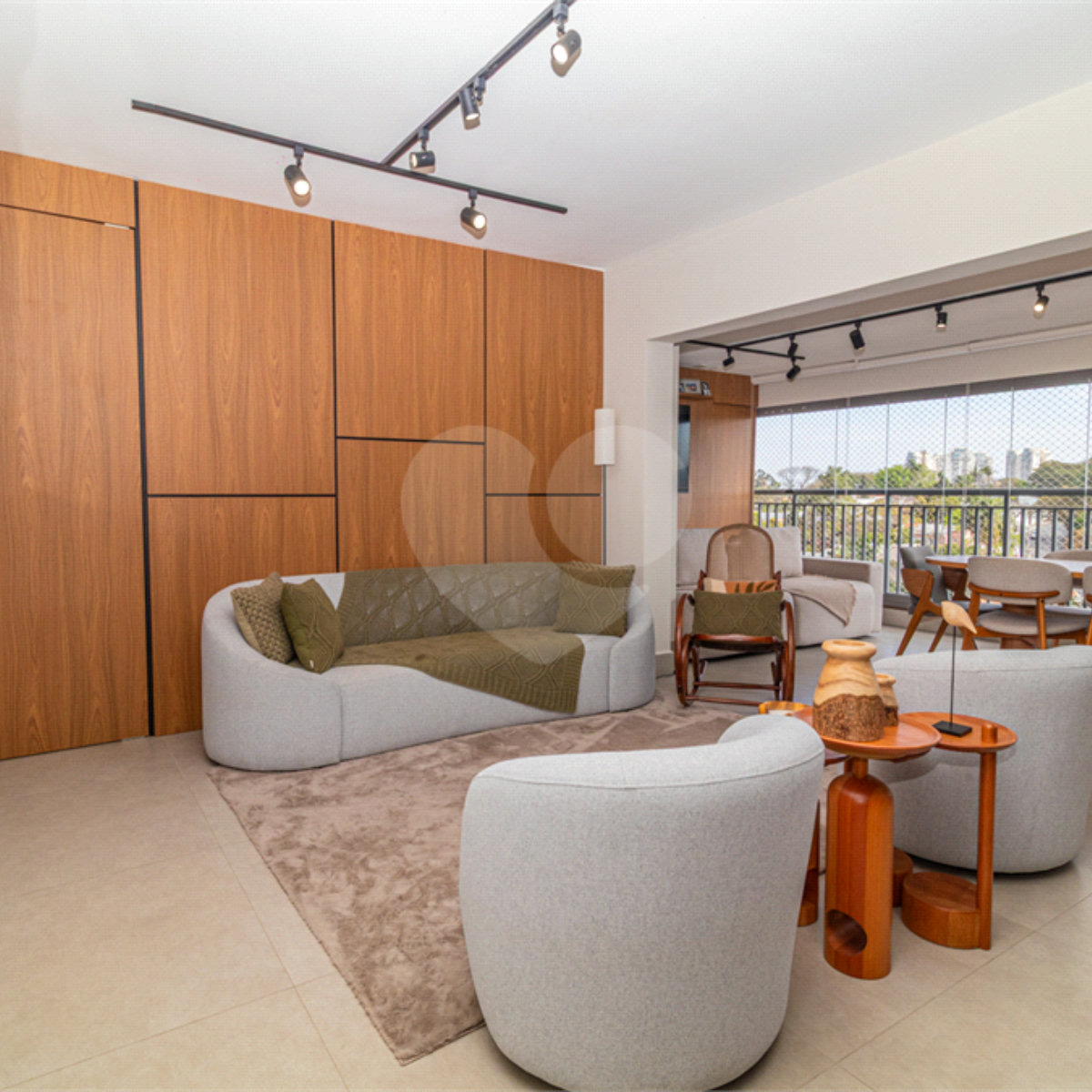 Apartamento à venda com 3 suítes em Jardim Prudência, São Paulo, SP