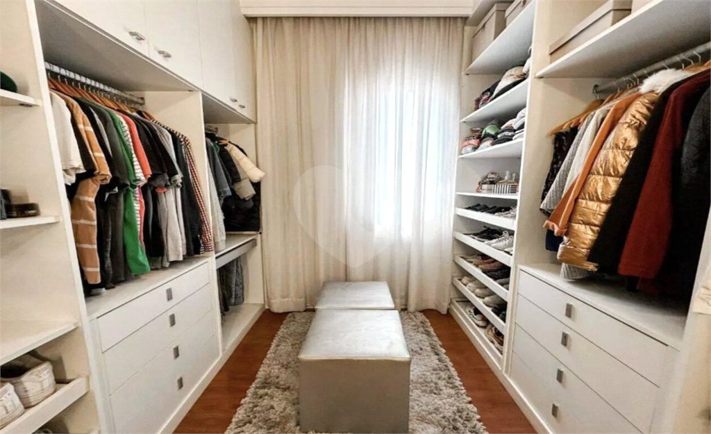 Apartamento à venda com 3 quartos, sendo 1 suíte, em Vila Leão, Sorocaba, SP