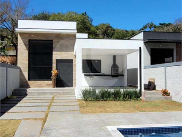 Casa à venda com 3 quartos, sendo 1 suíte,  em Pedra Vermelha (terra Preta), Mairiporã, SP