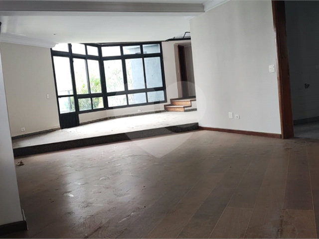 Duplex à venda com 3 suítes em Morumbi, São Paulo, SP