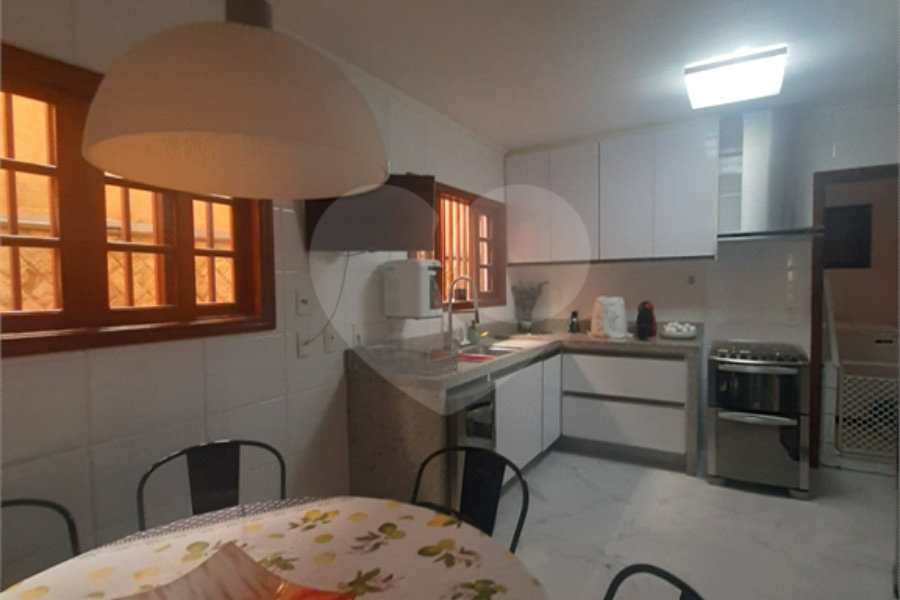 Casa à venda com 3 quartos, sendo 1 suíte, em Tremembé, São Paulo, SP