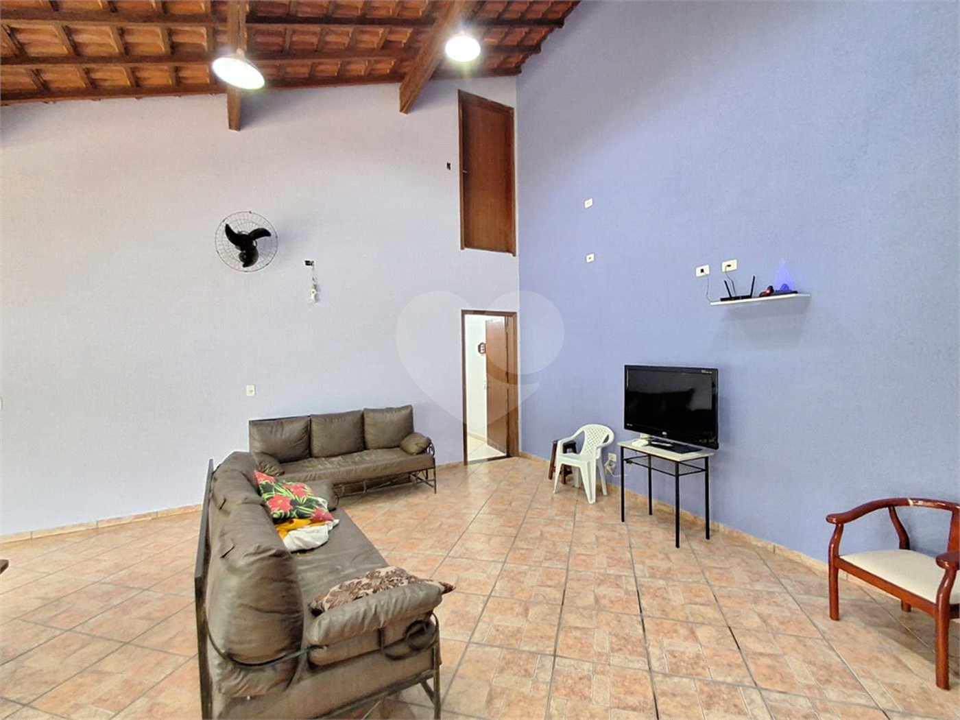 Chácara à venda com 4 quartos, sendo 2 suítes,  no Centro, Araçoiaba da Serra, SP