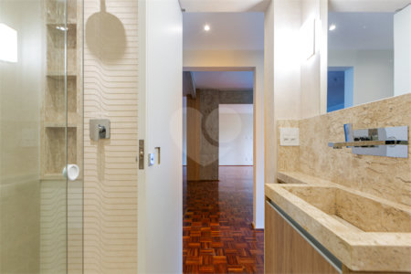 Apartamento à venda com 2 quartos, sendo 1 suíte, em Itaim Bibi, São Paulo, SP