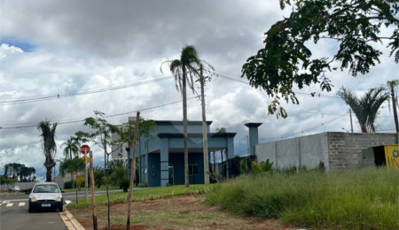 Terreno à venda no condomínio Residencial Quinta das Palmeiras, Itapetininga - SP