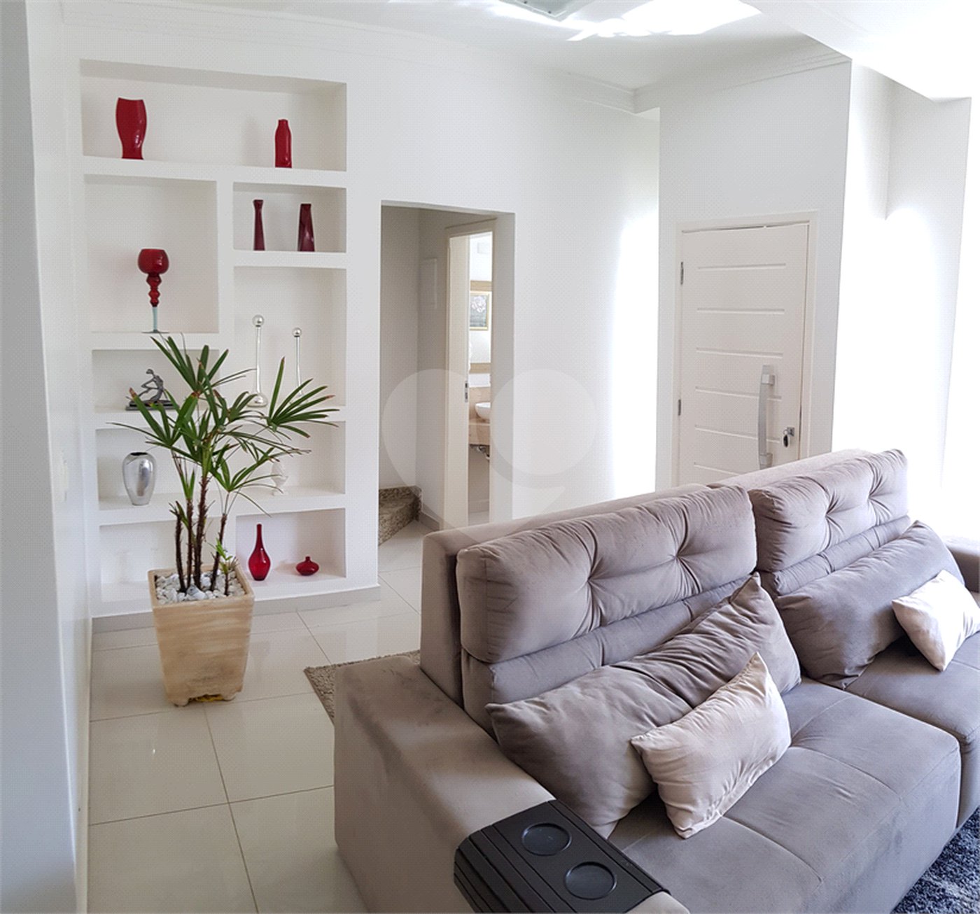 Casa à venda com 3 quartos, sendo 1 suíte, no condomínio Ilha das Águas, Salto - SP