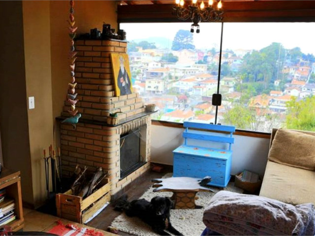 Sobrado à venda com 3 quartos, sendo 1 suíte,  em Tremembé, São Paulo, SP