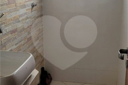 Cobertura à venda com 4 quartos, sendo 3 suítes, em Bangú, Santo André, SP