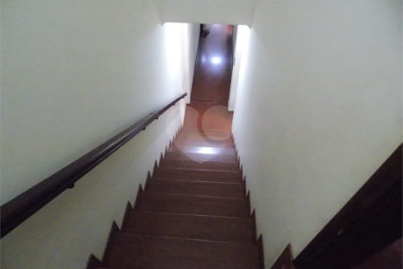 Casa à venda com 4 quartos, sendo 2 suítes, em Jardins, Bragança Paulista, SP