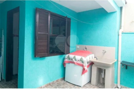 Casa Térrea à venda com 4 quartos, sendo 1 suíte,  em Vila Mazzei, São Paulo, SP