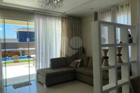 Casa à venda com 4 quartos, sendo 2 suítes, no condomínio Terras de São Francisco, Vinhedo - SP