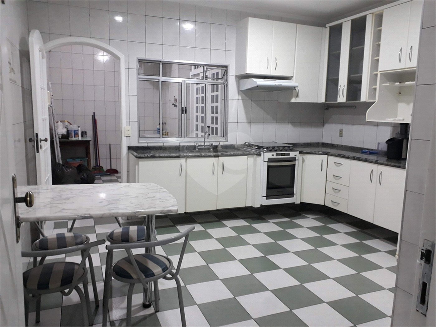 Sobrado à venda com 4 quartos, sendo 1 suíte, em Mandaqui, São Paulo, SP