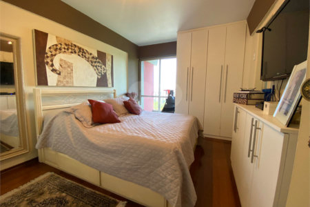 Apartamento à venda com 3 quartos, sendo 1 suíte,  em Vila Romana, São Paulo, SP