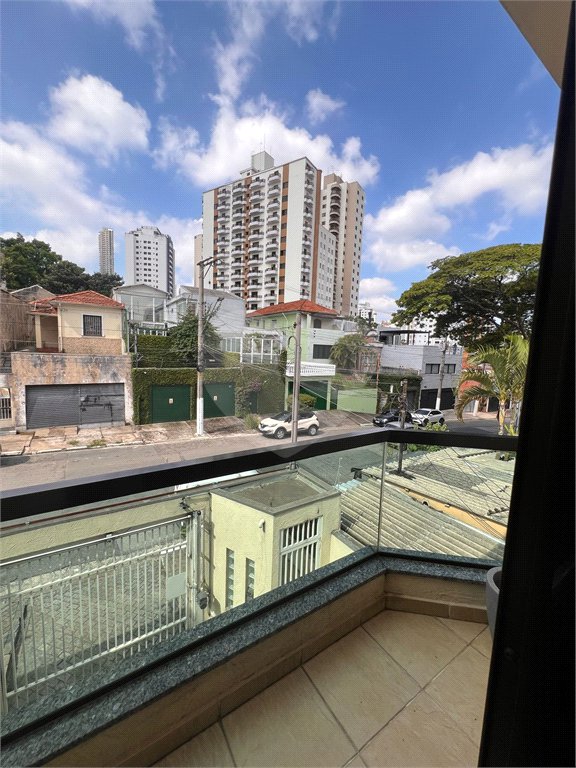 Sobrado à venda com 3 suítes em Vila Regente Feijó, São Paulo, SP