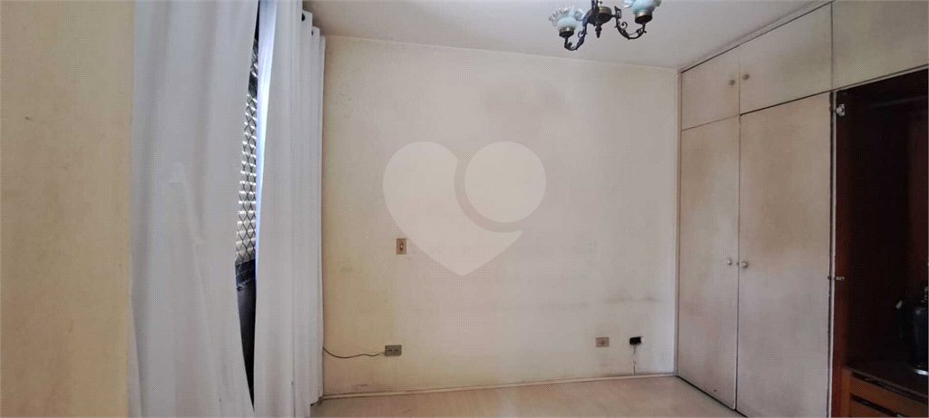 Apartamento à venda com 3 quartos, sendo 1 suíte, em Vila Uberabinha, São Paulo, SP