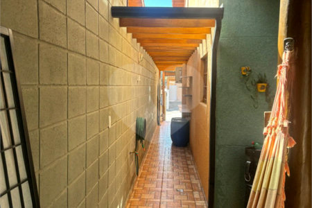 Casa à venda com 2 quartos no condomínio Altos do Boa Vista, São Roque - SP