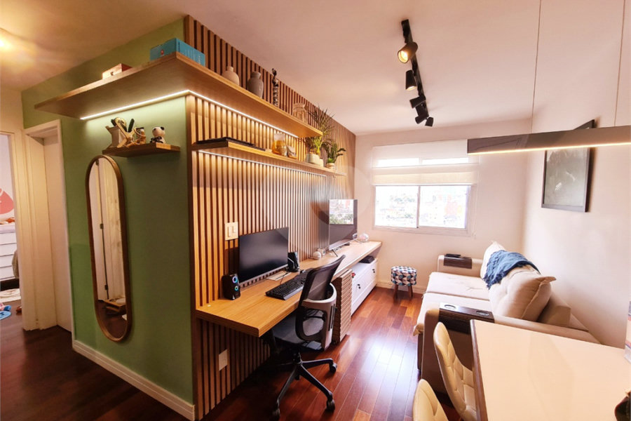 Apartamento à venda com 2 quartos em Cambuci, São Paulo, SP