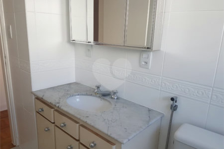 Apartamento à venda com 3 quartos, sendo 1 suíte, em Jardim Paulista, São Paulo, SP