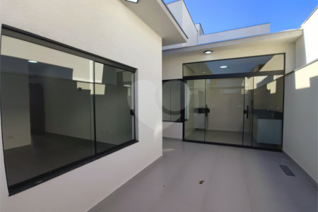Casa à venda com 3 quartos, sendo 1 suíte,  no condomínio Terras de São Francisco, Sorocaba - SP