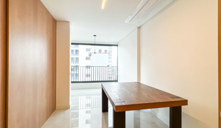 Apartamento à venda com 2 quartos, sendo 1 suíte,  em Santo Amaro, São Paulo, SP
