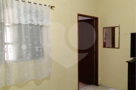 Casa à venda com 3 quartos, sendo 1 suíte, em Vila Santa Helena, Atibaia, SP