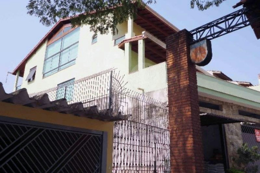 Sobrado à venda com 4 suítes em Mandaqui, São Paulo, SP