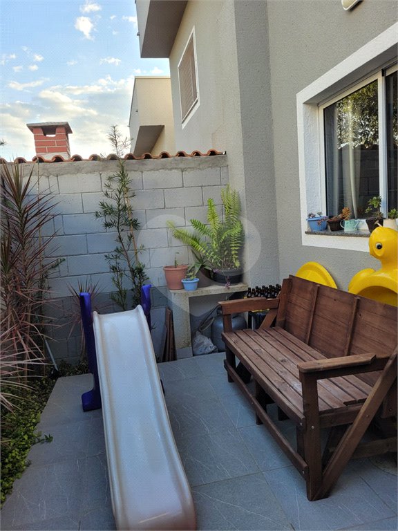 Casa à venda com 2 quartos em Jardim Santo Antônio, Atibaia, SP