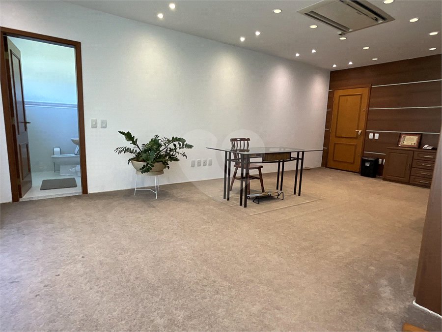 Casa à venda com 6 quartos, sendo 5 suítes, no condomínio City Castelo, Itu - SP