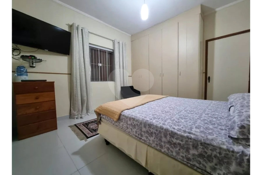 Casa Térrea à venda com 3 quartos, sendo 2 suítes, em Horto Florestal, São Paulo, SP