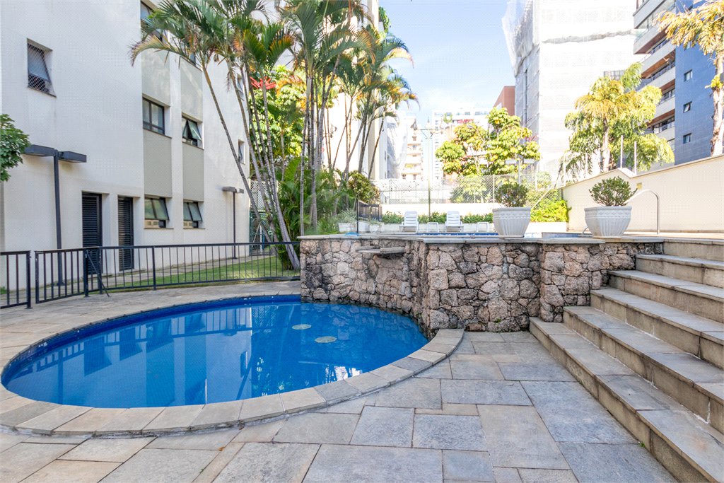 Apartamento à venda com 4 quartos, sendo 2 suítes, em Brooklin, São Paulo, SP