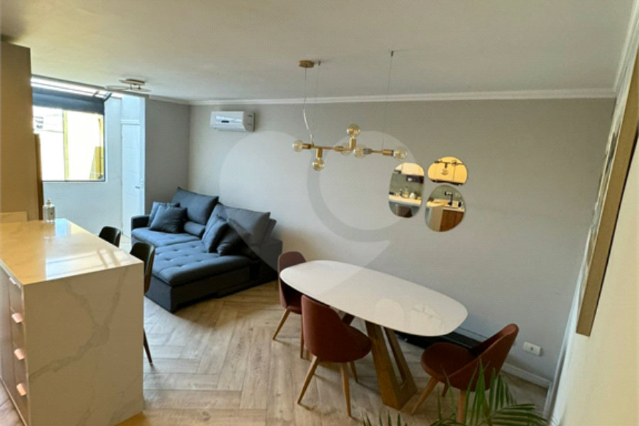 Casa à venda com 3 quartos, sendo 1 suíte, no condomínio Residencial Vegas, São Paulo - SP