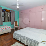 Casa à venda com 3 quartos, sendo 1 suíte, em Interlagos, São Paulo, SP