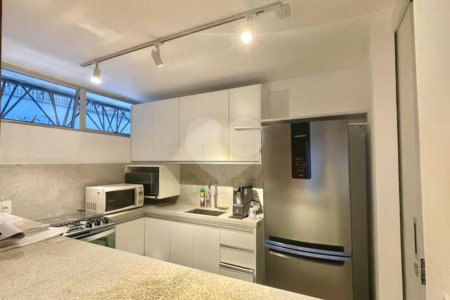 Apartamento à venda com 3 suítes em Cerqueira César, São Paulo, SP