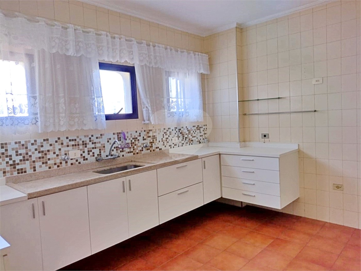 Apartamento à venda com 4 quartos, sendo 3 suítes,  em Vila Andrade, São Paulo, SP