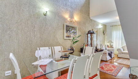Casa à venda ou para alugar com 4 quartos, sendo 2 suítes,  em Jardim Prudência, São Paulo, SP
