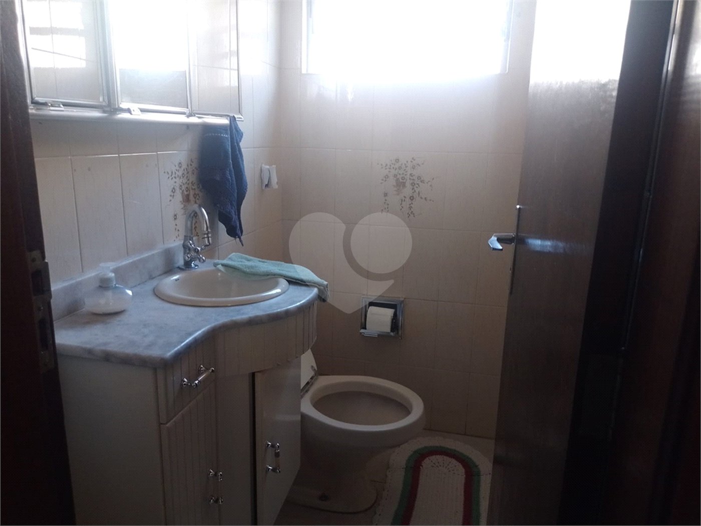Sobrado à venda com 3 quartos, sendo 1 suíte,  em Tremembé, São Paulo, SP