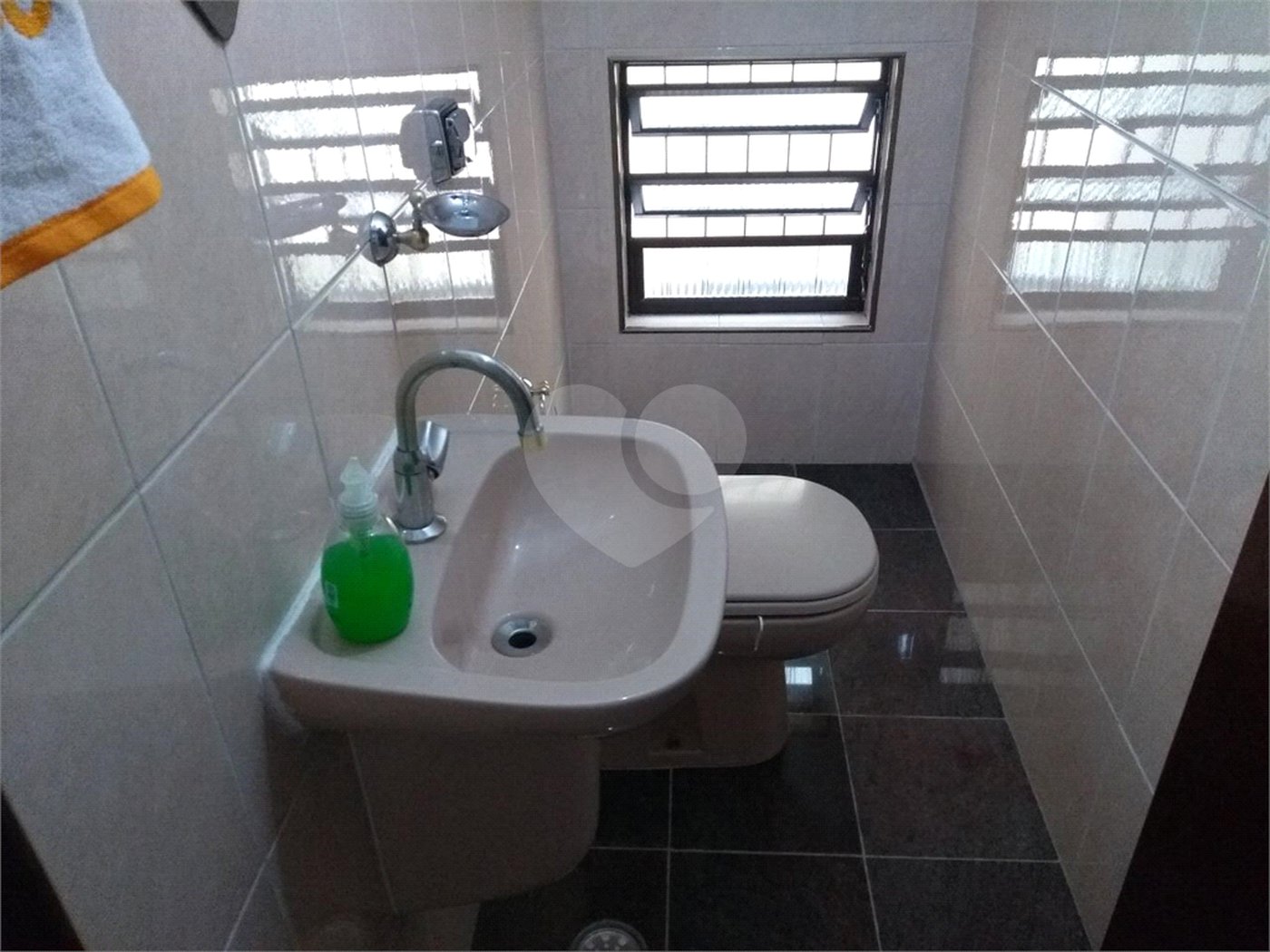 Sobrado com quartos