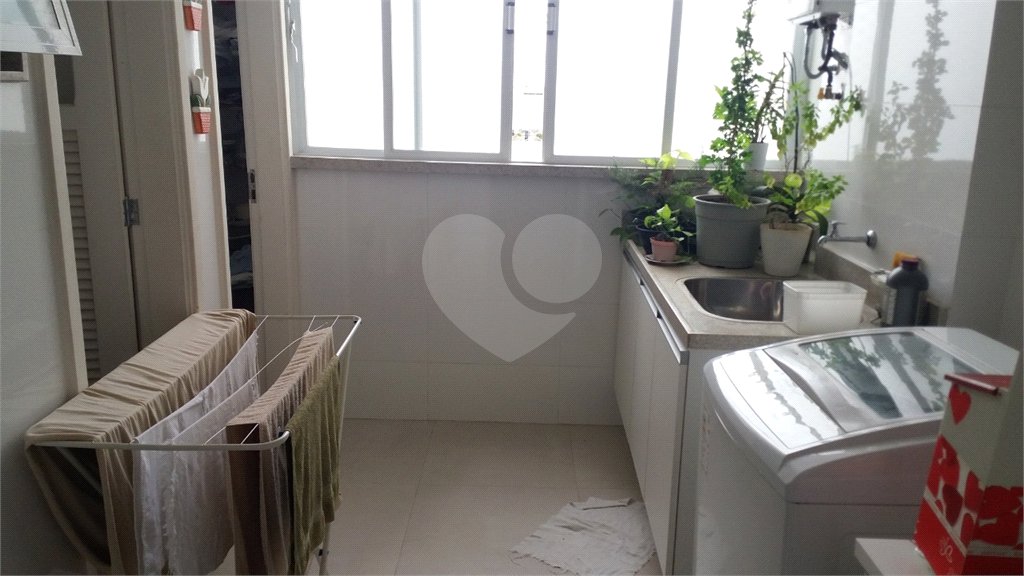 Apartamento à venda com 4 quartos, sendo 1 suíte,  em Tijuca, Rio de Janeiro, RJ