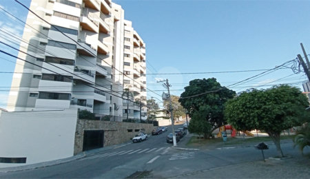 Apartamento à venda com 3 suítes no Centro, Vinhedo, SP