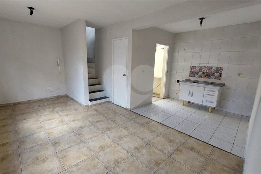 Casa para alugar com 3 quartos, sendo 1 suíte, em Vila Isolina Mazzei, São Paulo, SP