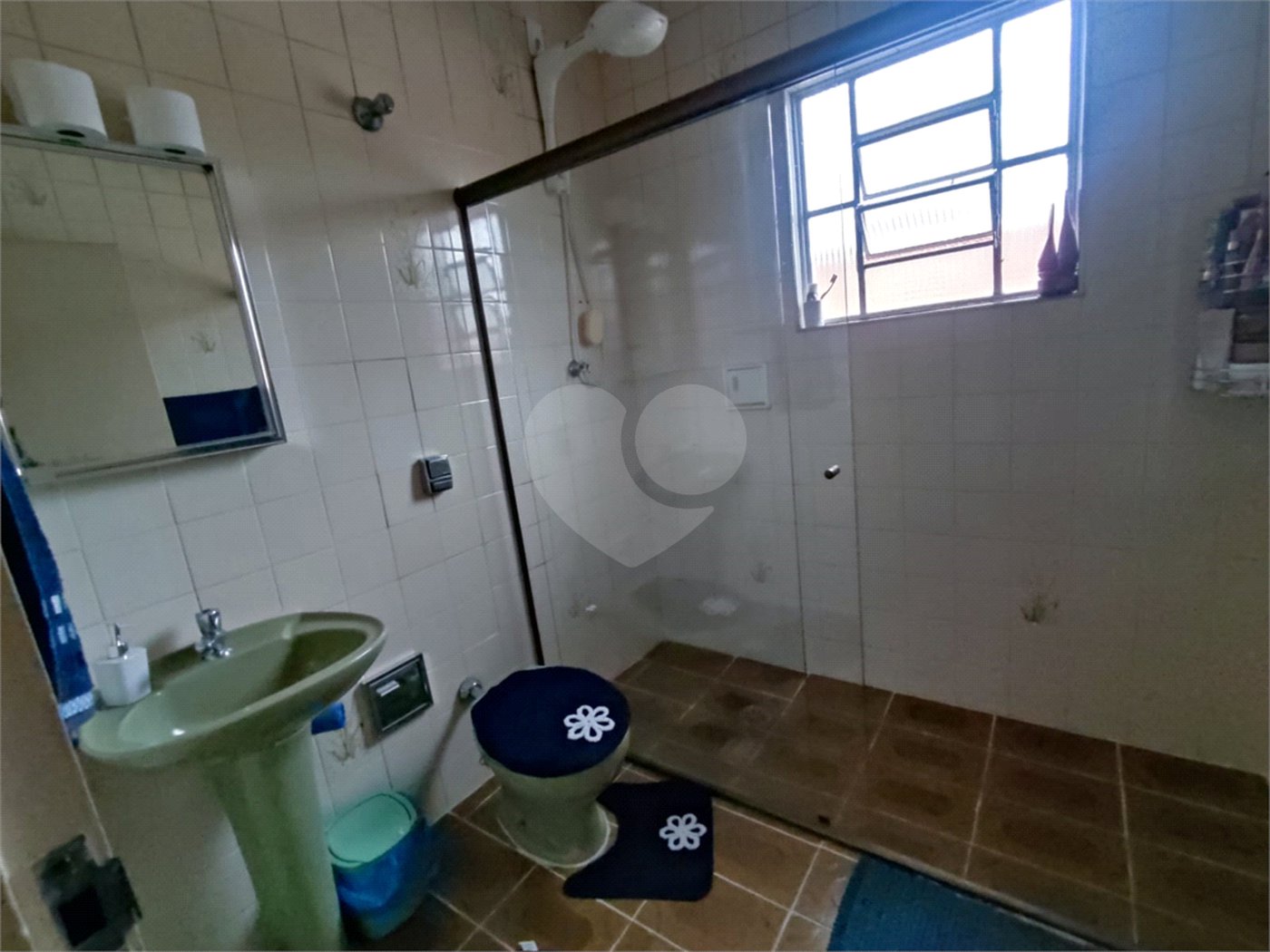 Sobrado à venda com 3 quartos, sendo 1 suíte, em Tremembé, São Paulo, SP