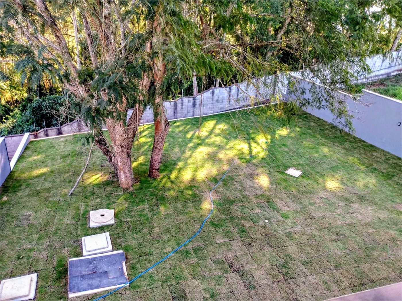 Casa à venda ou para alugar com 4 suítes no Centro, Jambeiro, SP