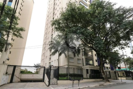 Apartamento à venda com 3 suítes em Vila Ipojuca, São Paulo, SP