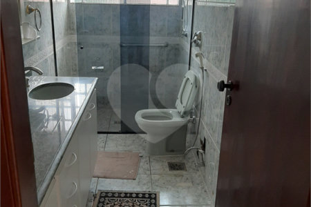 Sobrado à venda ou para alugar com 3 quartos, sendo 1 suíte, em Vila Paulista, São Paulo, SP
