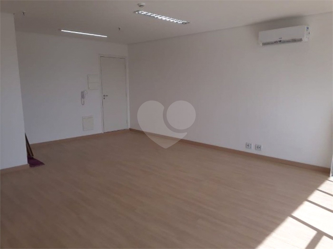 Sala à venda em Vila Leopoldina, São Paulo, SP